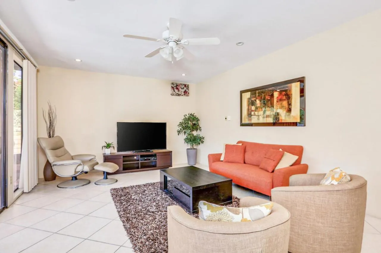 My Palm Springs Place Permit# 3042 別荘